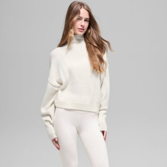 Alo Yoga Cashmere New Class Turtleneck Sweater Ivory - Picture 1 of 4